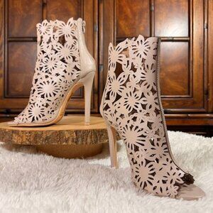 NWOT Beast Fashion Sand Faux Leather Floral Laser Cut Open Toe Back Zip Bootie